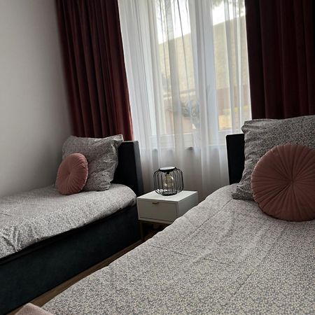 Dawna Mleczarnia Apartamenty Sosnowy Nowa Ruda Bagian luar foto