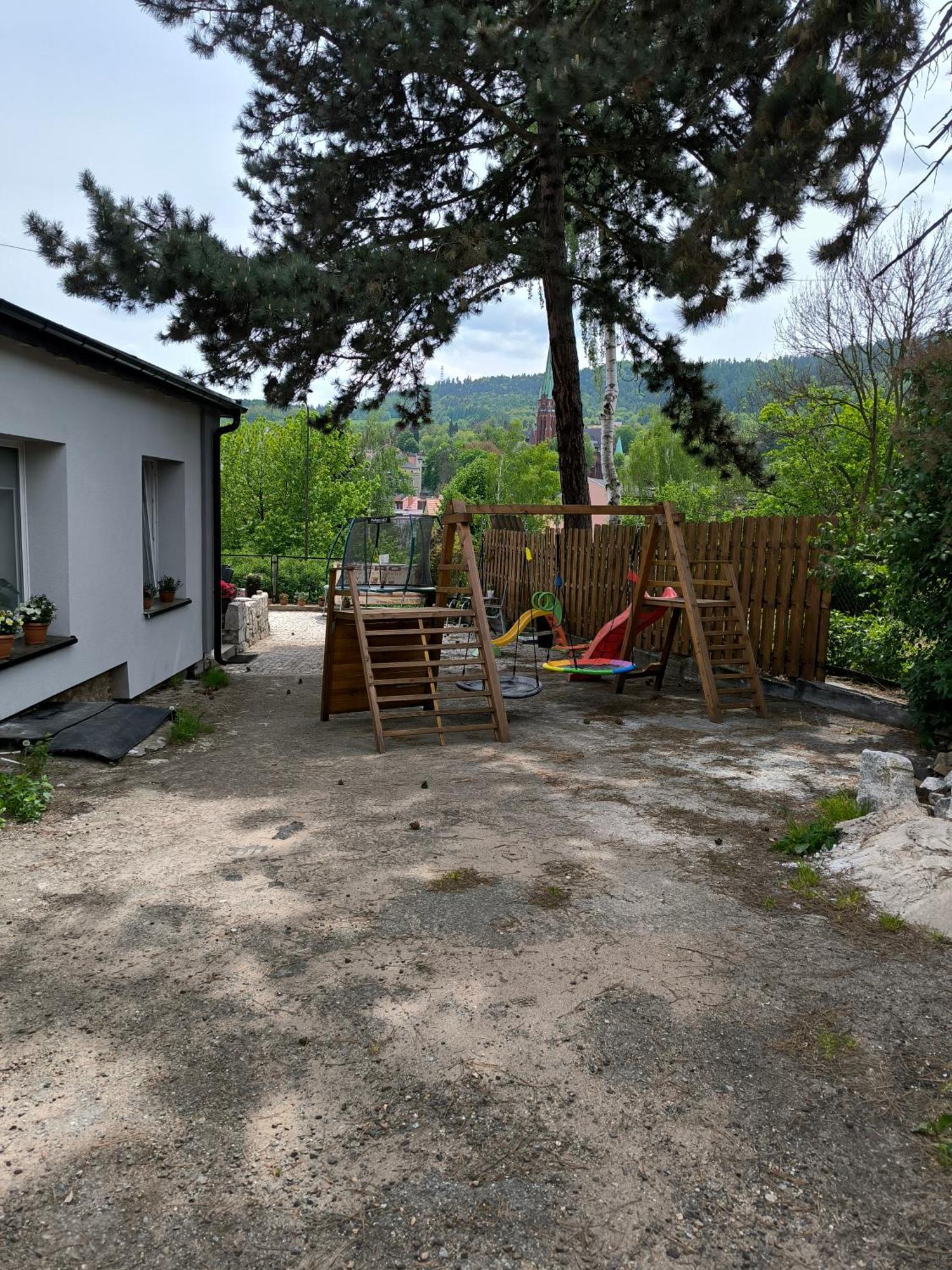 Dawna Mleczarnia Apartamenty Sosnowy Nowa Ruda Bagian luar foto